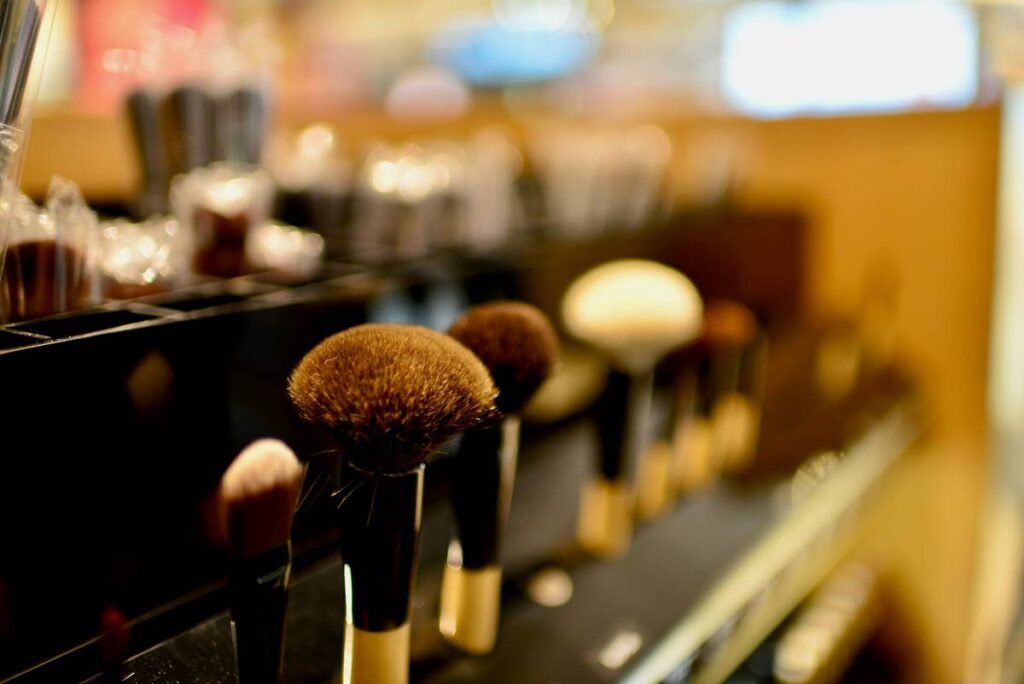 The Ultimate Guide to Choosing the Best Concealer Applicator for Flawless Coverage