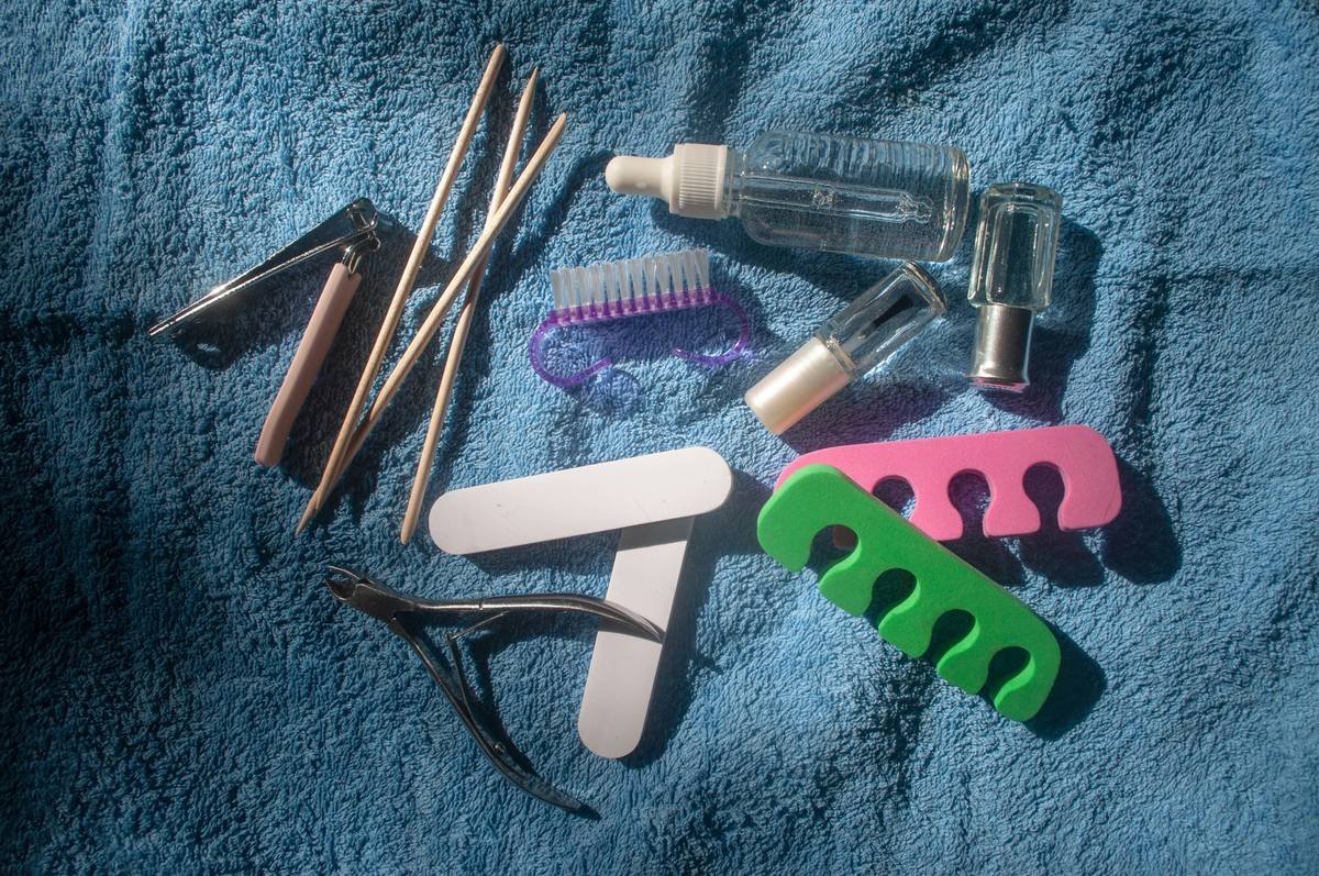 The Ultimate Guide to Choosing a Makeup Applicator Kit That Actually Works